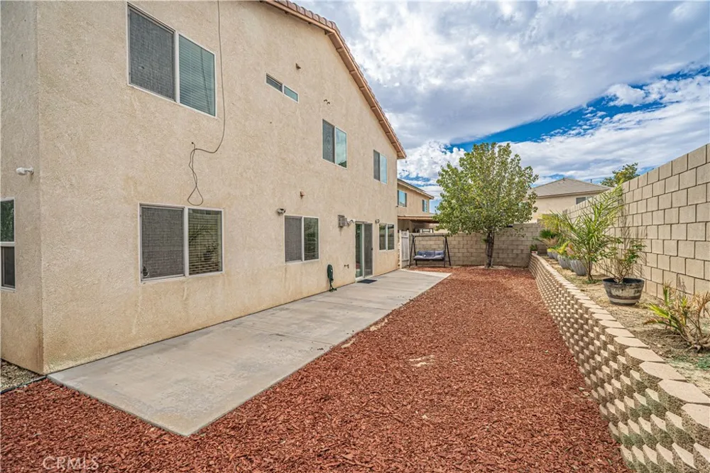 45313 Robinson Drive Lancaster, CA 93535