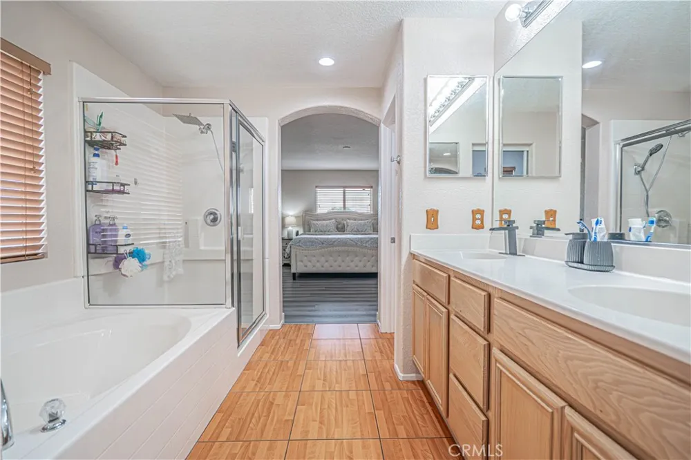 45313 Robinson Drive Lancaster, CA 93535