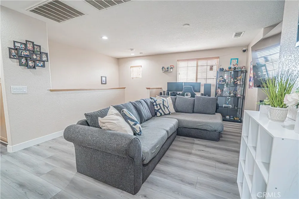 45313 Robinson Drive Lancaster, CA 93535