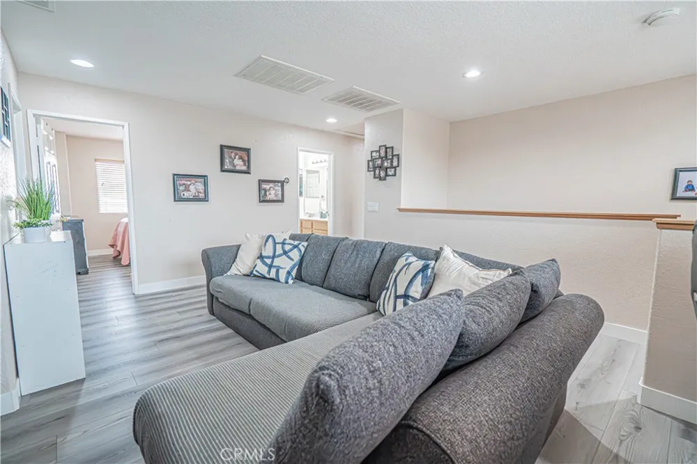 45313 Robinson Drive Lancaster, CA 93535