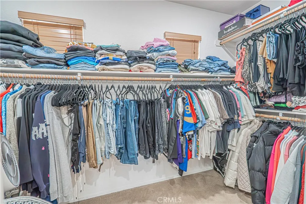 45313 Robinson Drive Lancaster, CA 93535