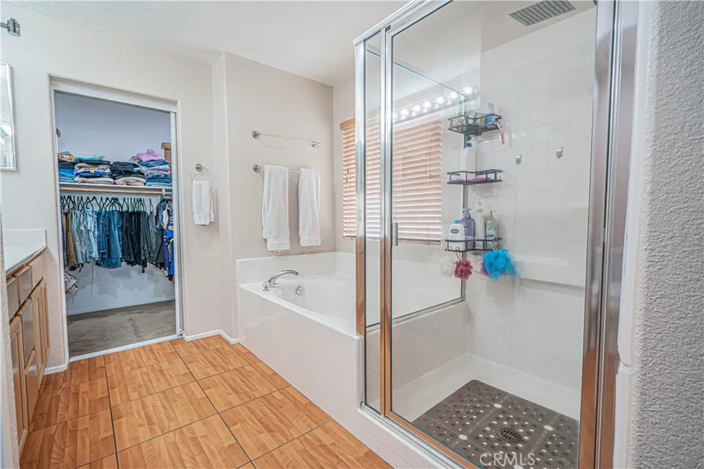 45313 Robinson Drive Lancaster, CA 93535