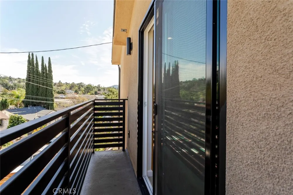 10787 Las Lunitas Avenue Tujunga, CA 91042