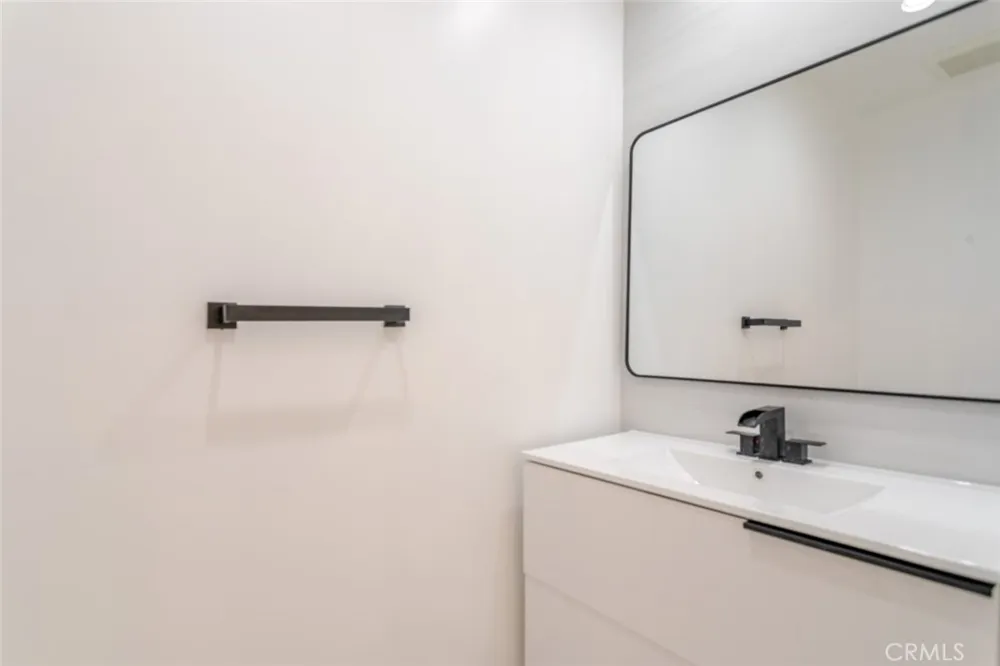 10787 Las Lunitas Avenue Tujunga, CA 91042