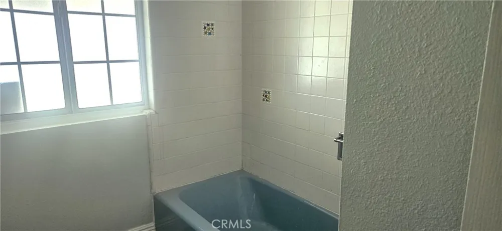5661 E Avenue T Palmdale, CA 93552