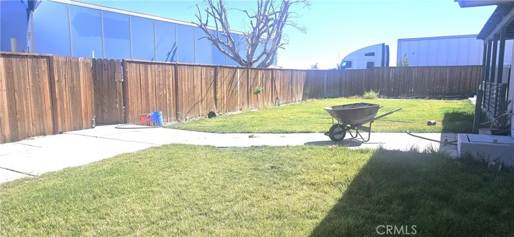 5661 E Avenue T Palmdale, CA 93552