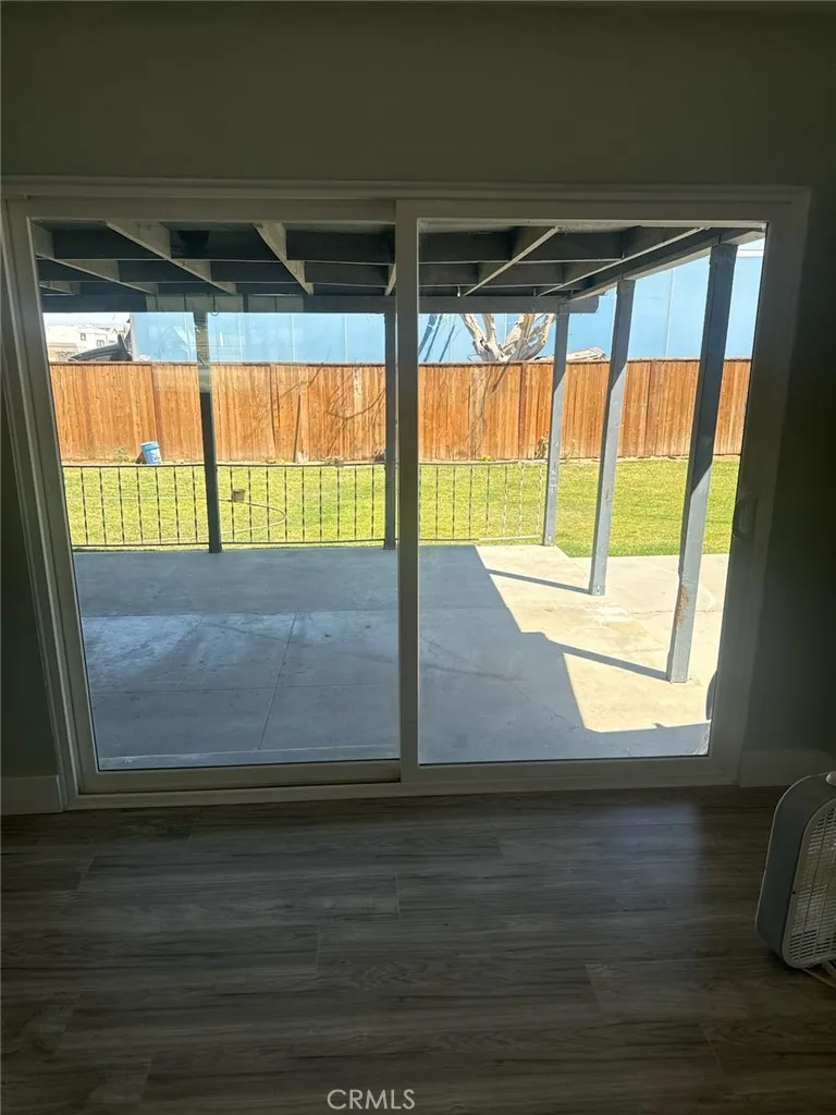 5661 E Avenue T Palmdale, CA 93552