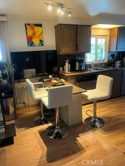 8811 Canoga Avenue #109 Canoga Park, CA 91304