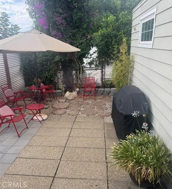 8811 Canoga Avenue #109 Canoga Park, CA 91304