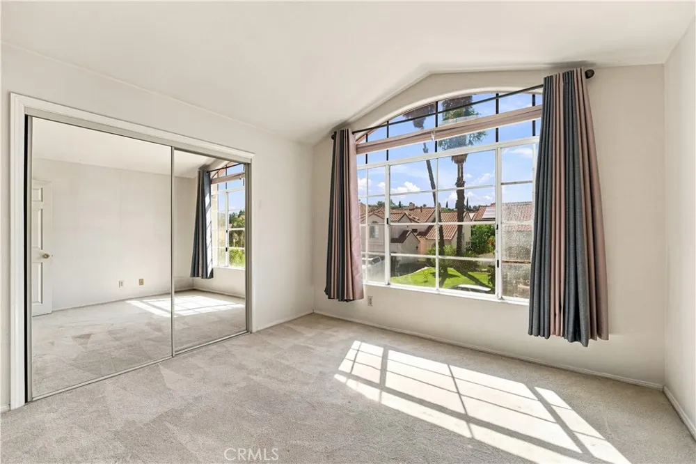 7436 Bobbyboyar Avenue West Hills, CA 91307