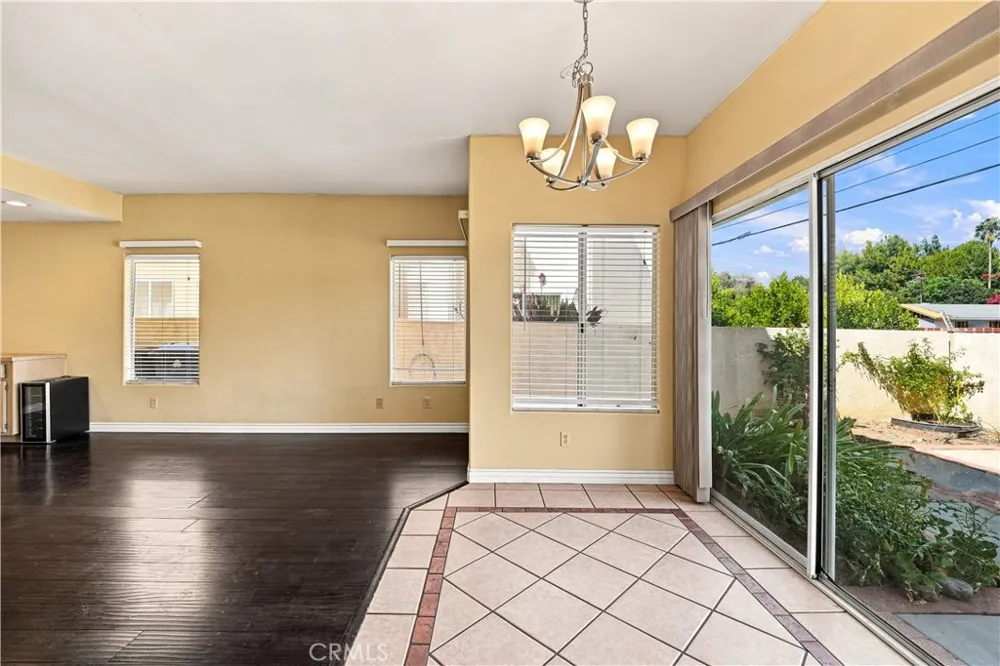 7436 Bobbyboyar Avenue West Hills, CA 91307