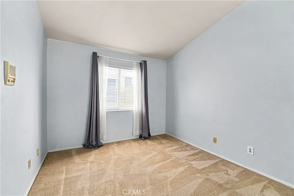 7436 Bobbyboyar Avenue West Hills, CA 91307