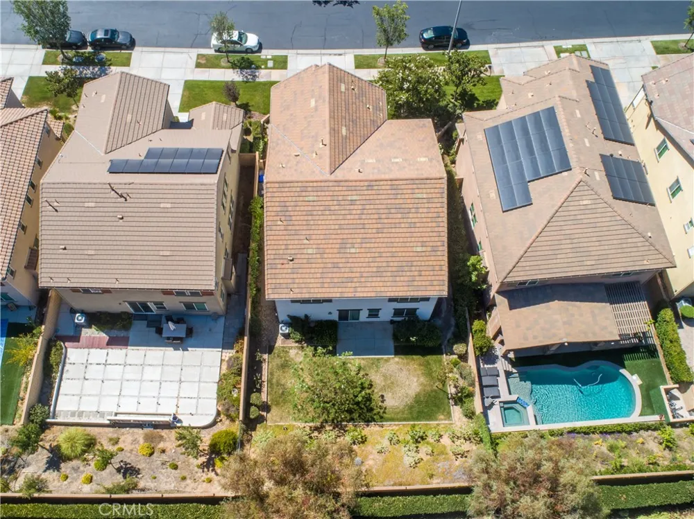 22545 Breakwater Way Saugus, CA 91350