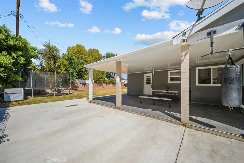 8043 Sunnybrae Winnetka, CA 91306