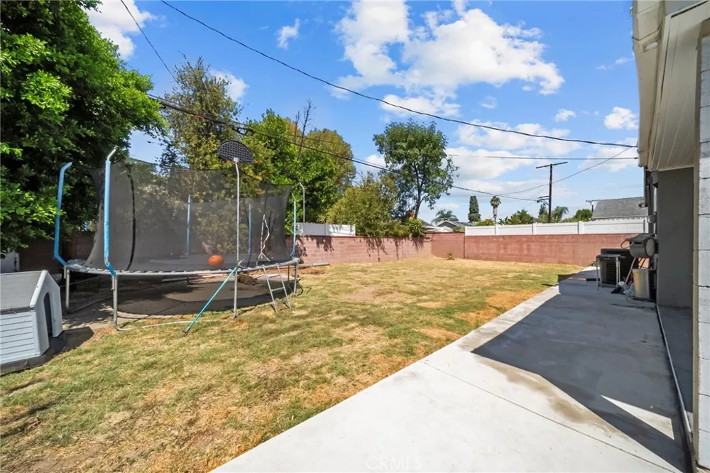 8043 Sunnybrae Winnetka, CA 91306