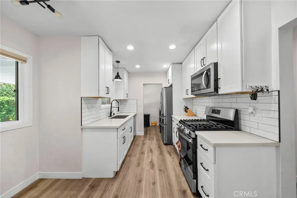 8043 Sunnybrae Winnetka, CA 91306