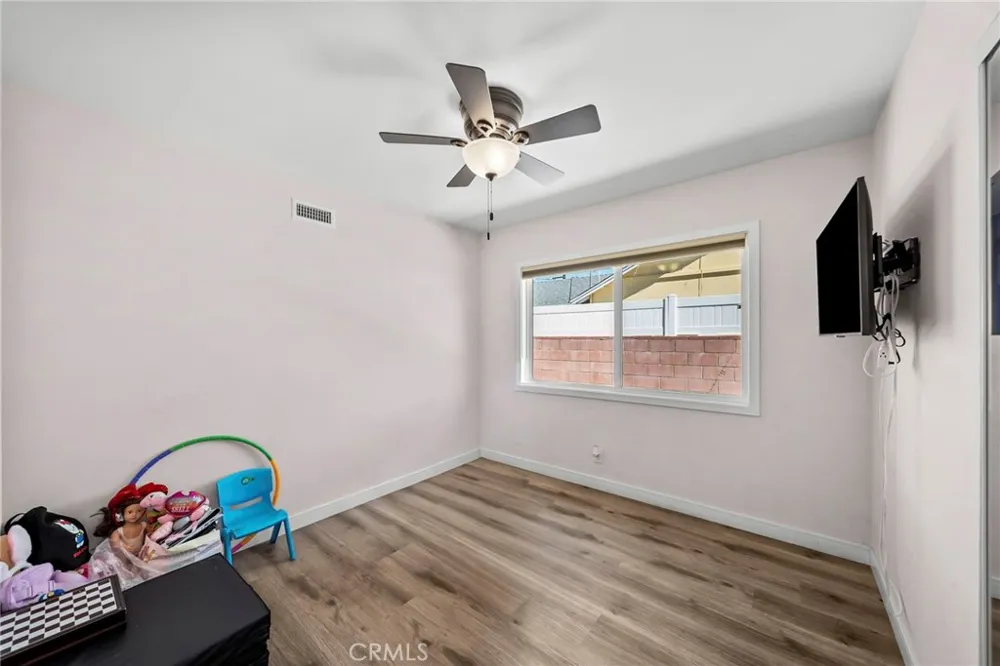 8043 Sunnybrae Winnetka, CA 91306