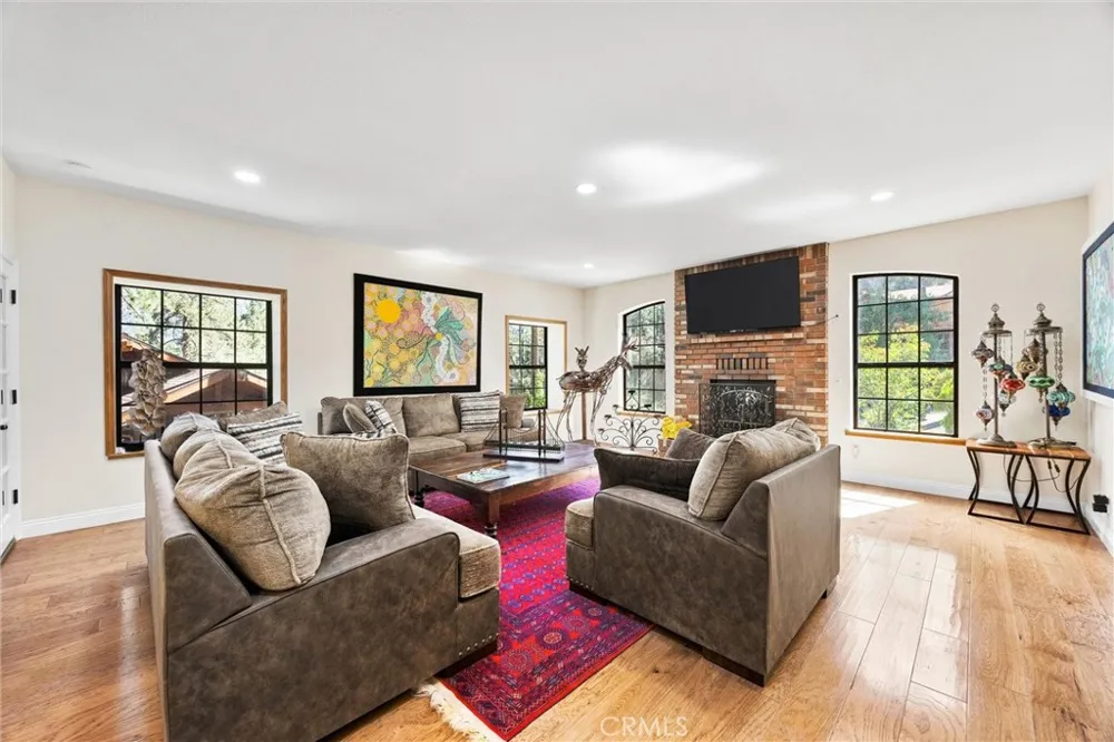 2117 Cypress Way Pine Mountain Club, CA 93222