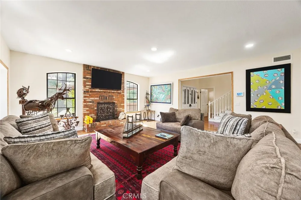 2117 Cypress Way Pine Mountain Club, CA 93222