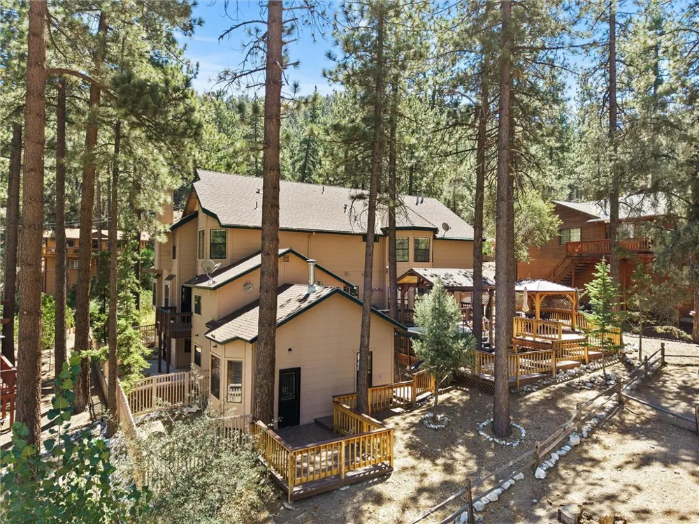2117 Cypress Way Pine Mountain Club, CA 93222