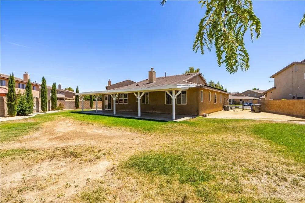 4821 W Avenue J5 Lancaster, CA 93536