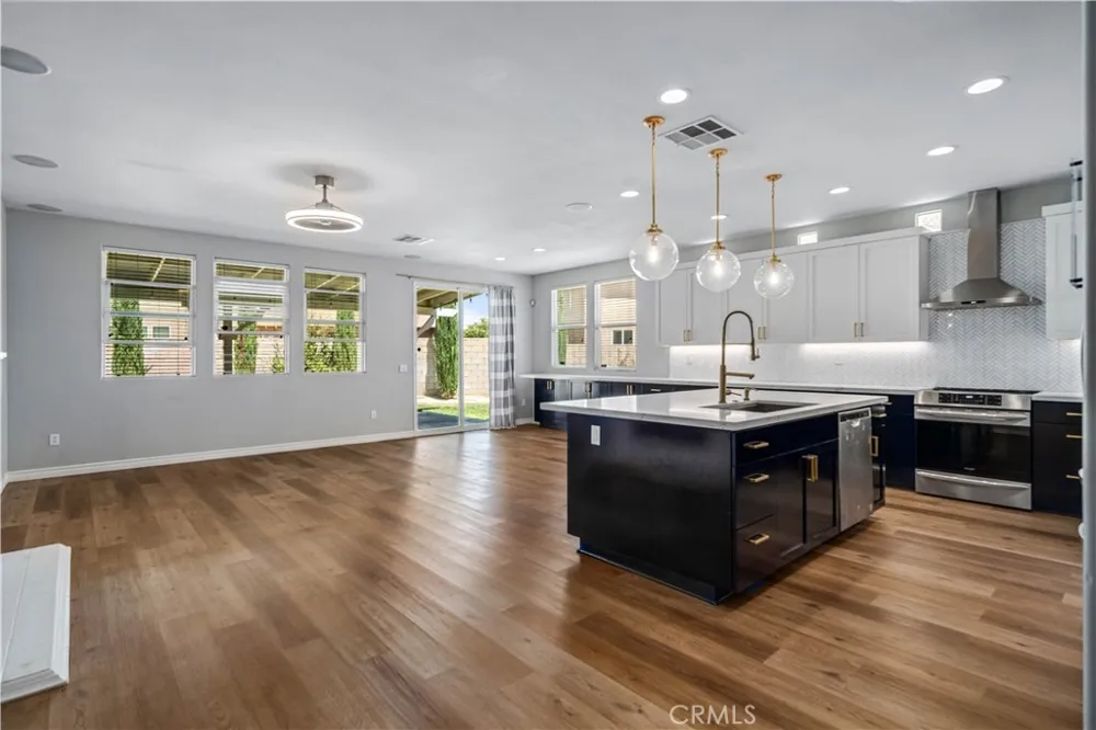 4821 W Avenue J5 Lancaster, CA 93536