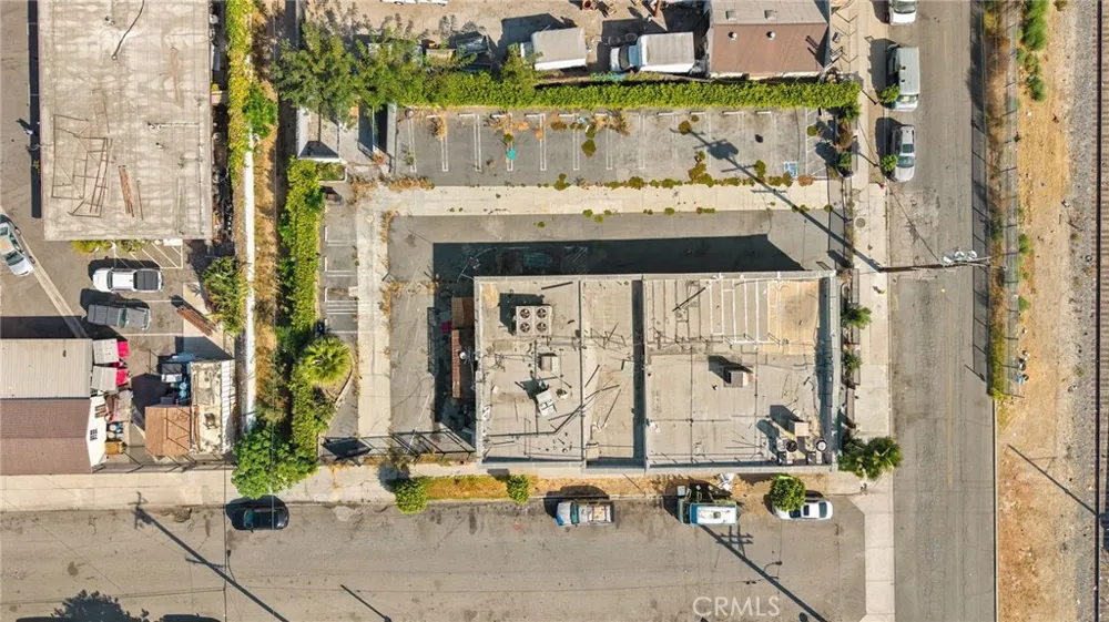1709 Willowbrook Compton, CA 90222