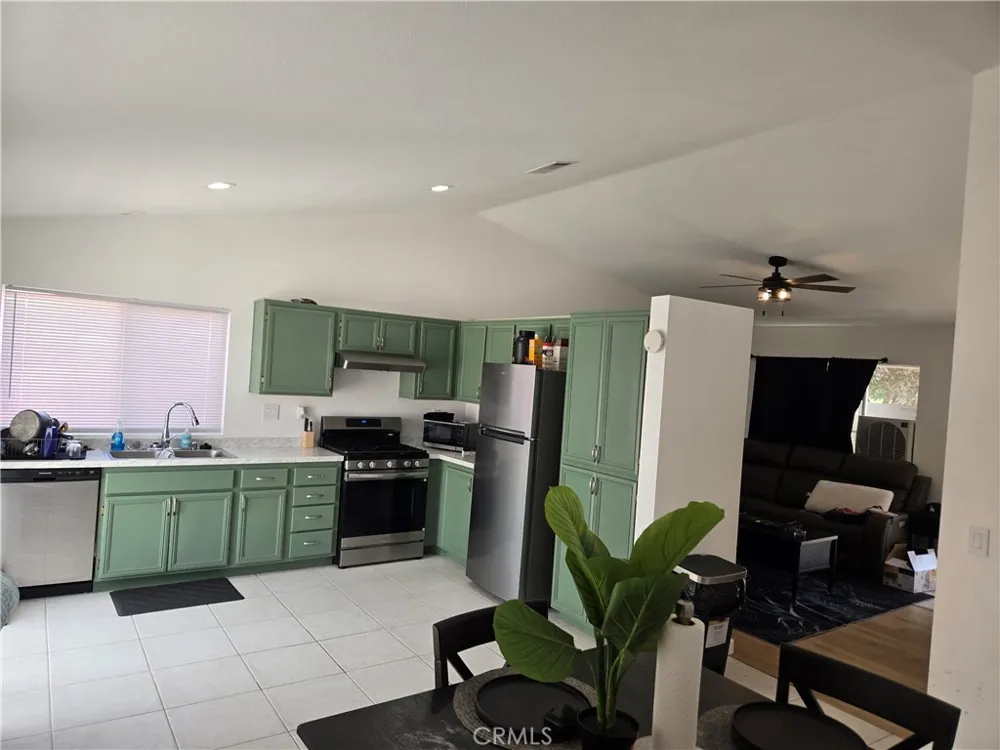 3319 E Avenue K3 Lancaster, CA 93535