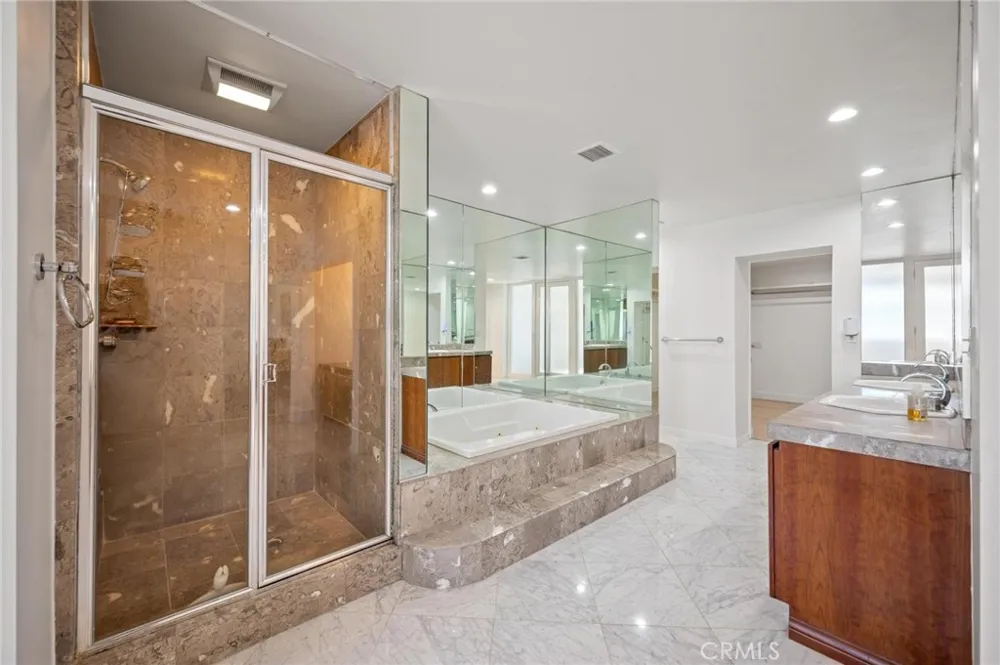 8246 Woodshill Trail Los Angeles, CA 90069