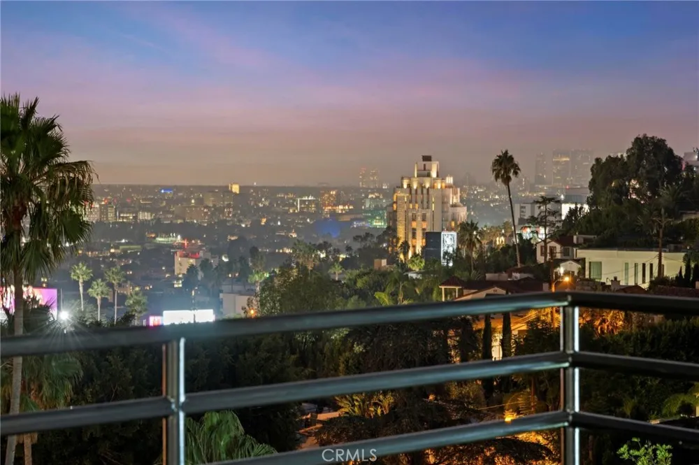 8246 Woodshill Trail Los Angeles, CA 90069