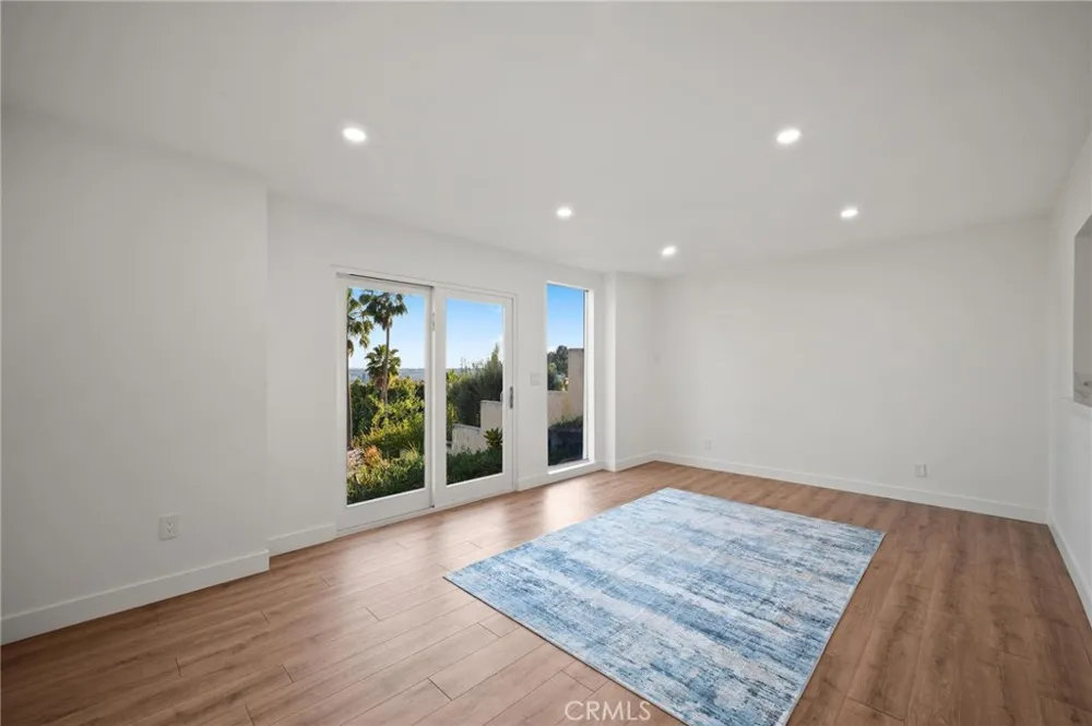 8246 Woodshill Trail Los Angeles, CA 90069