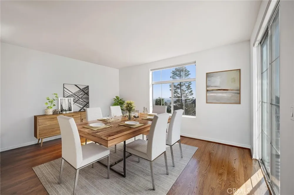 8246 Woodshill Trail Los Angeles, CA 90069