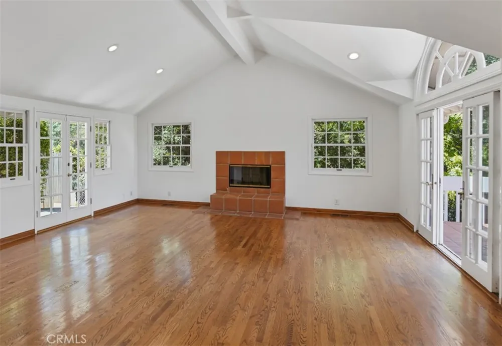 14934 Stonesboro Sherman Oaks, CA 91403
