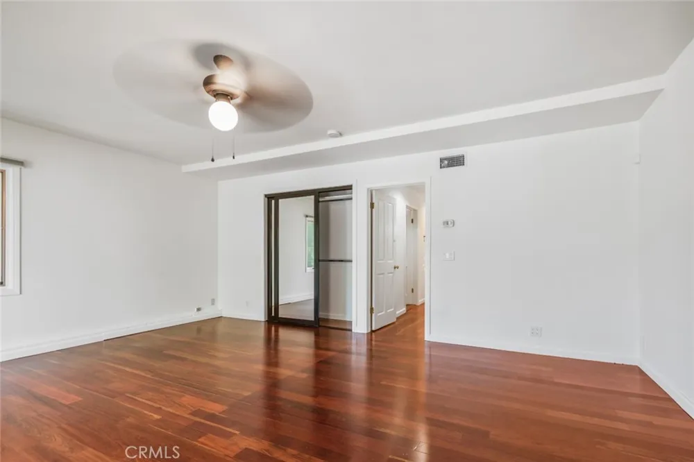 14934 Stonesboro Sherman Oaks, CA 91403