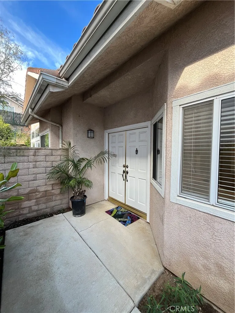634 Twin Peaks Simi Valley, CA 93065