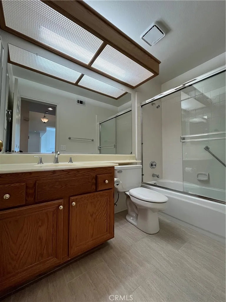 634 Twin Peaks Simi Valley, CA 93065
