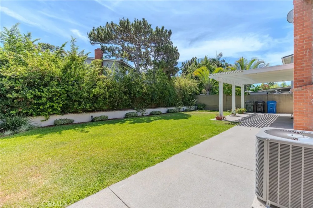 18530 Newbrook Circle Cerritos, CA 90703