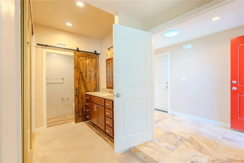 18530 Newbrook Circle Cerritos, CA 90703