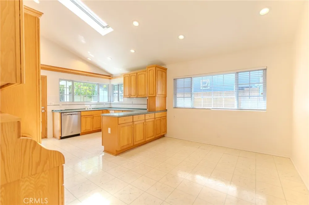 18530 Newbrook Circle Cerritos, CA 90703