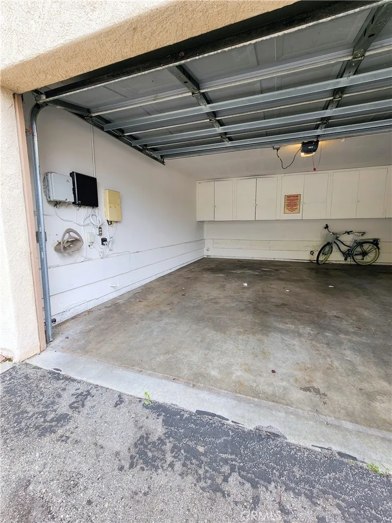 28541 Via Princesa Murrieta, CA 92563