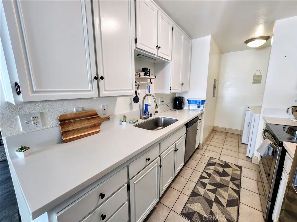28541 Via Princesa Murrieta, CA 92563