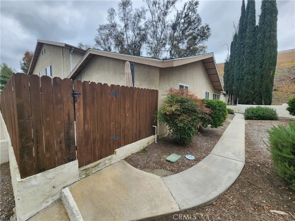 28541 Via Princesa Murrieta, CA 92563