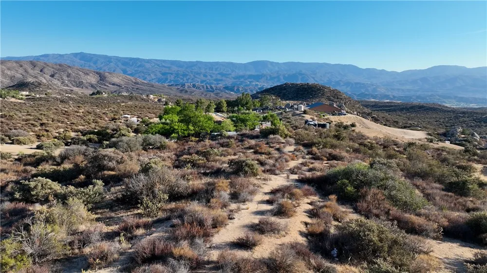 15 Goodlett Road Aguanga, CA 92536