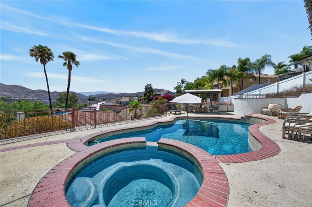 22673 Pin Tail Drive Canyon Lake, CA 92587