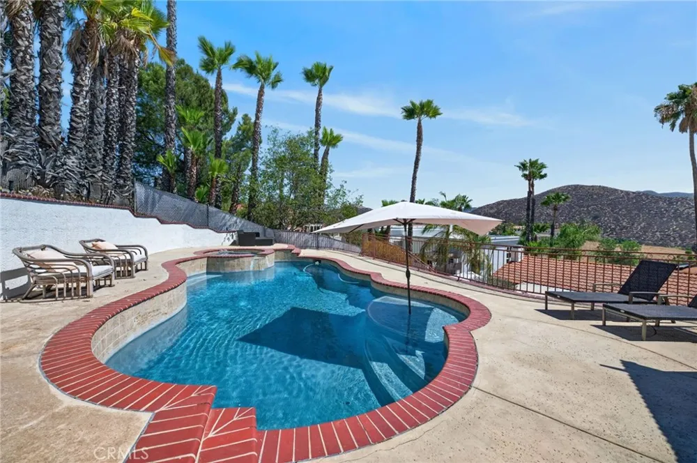 22673 Pin Tail Drive Canyon Lake, CA 92587