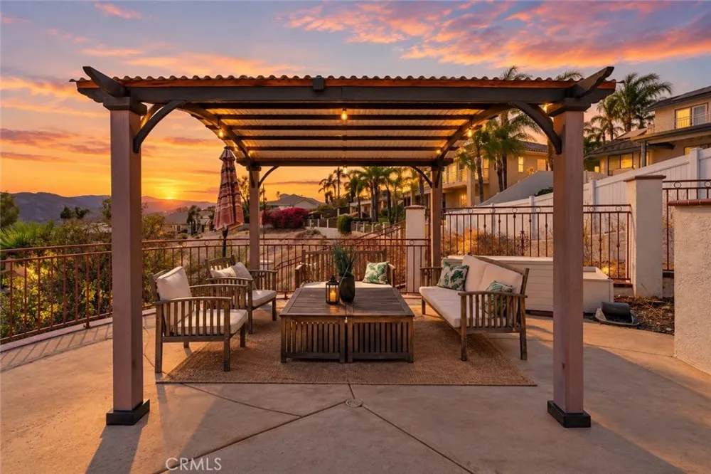 22673 Pin Tail Drive Canyon Lake, CA 92587