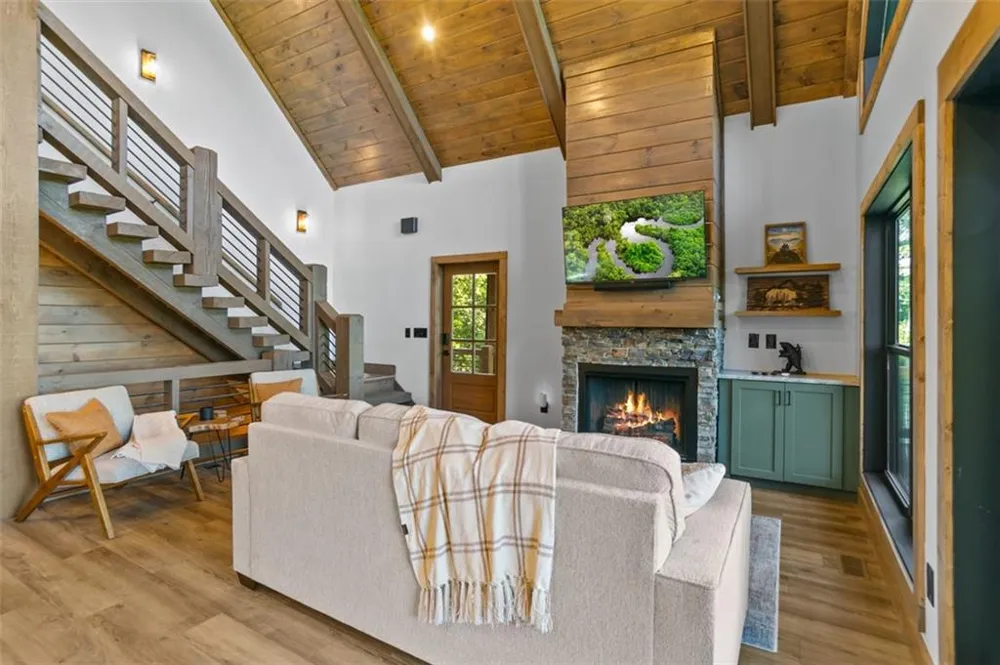 1510 Marie Drive Talking Rock, GA 30175