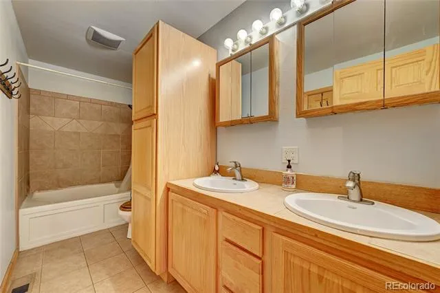 99 Peak Drive Guffey, CO 80820