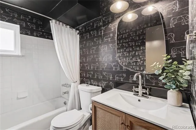 1890 S Monaco Parkway Denver, CO 80224
