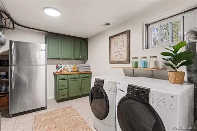 1890 S Monaco Parkway Denver, CO 80224